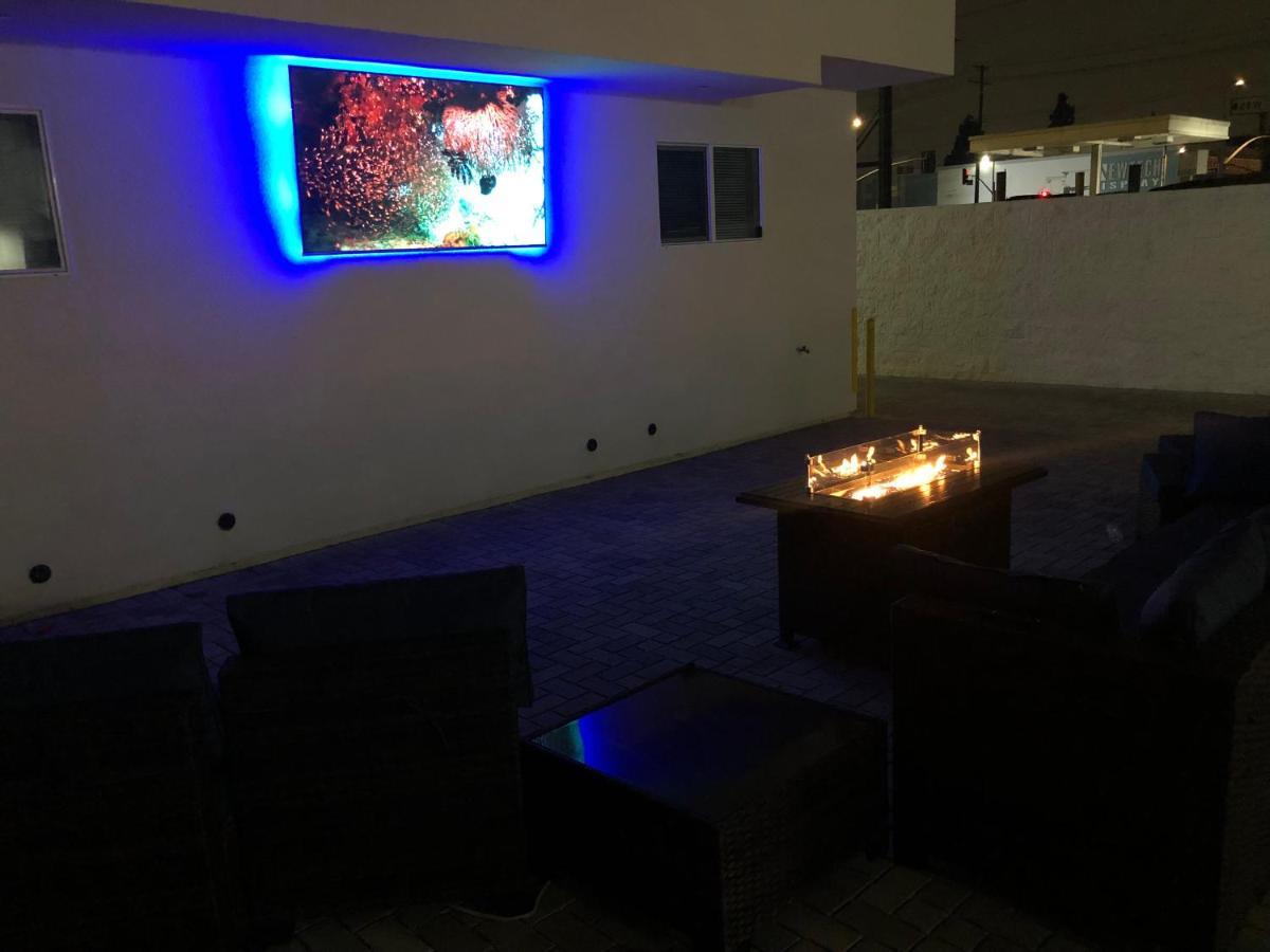 洛杉矶 Podlife酒店 外观 照片